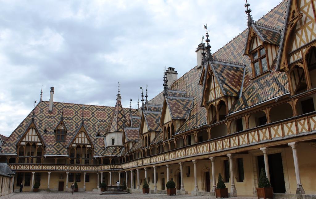 La Maison Rouge Ladoix - Proche Beaune Dış mekan fotoğraf
